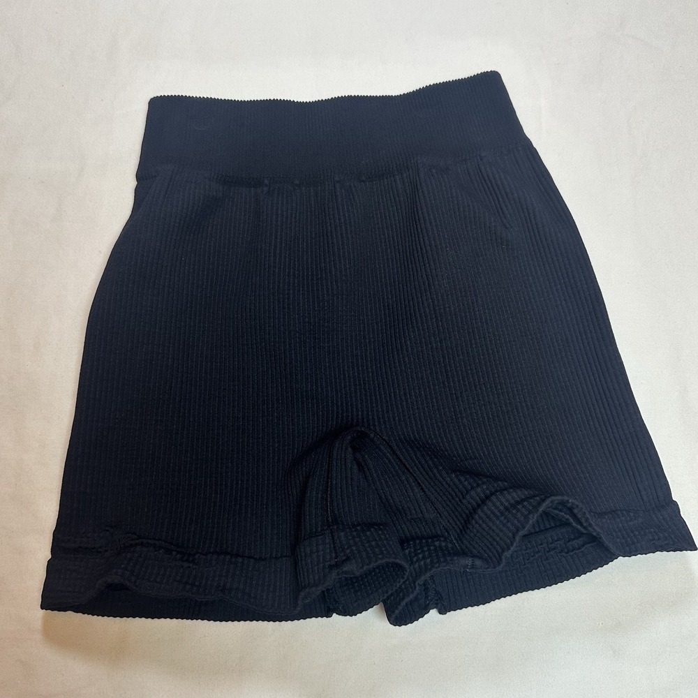 Free People Movement Never Better Bike Shorts Black Size X-Small‎ NWOT
